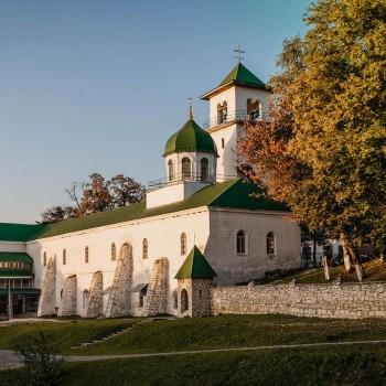 Свято–Михайловский Афонский монастырь